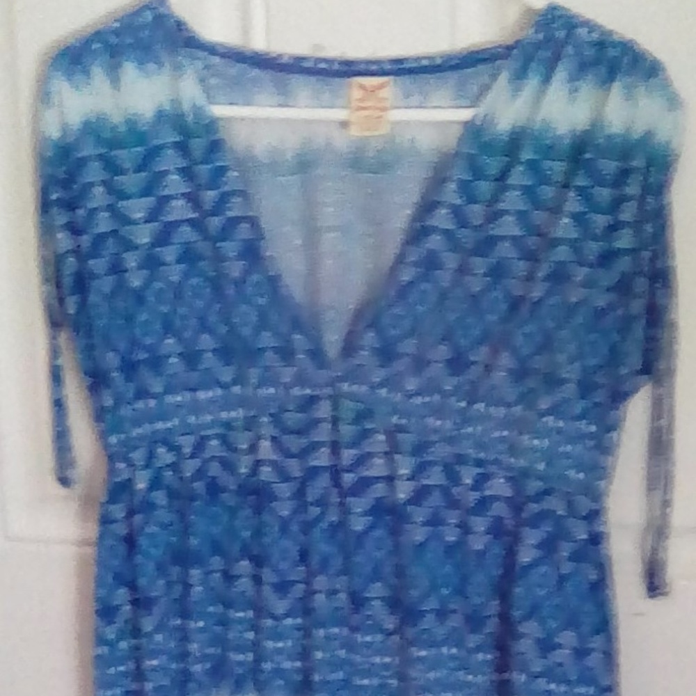 Blue Pullover